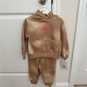 Nike Brown Hoodie and Sweatpants with Orange Logo boys toddler 2t